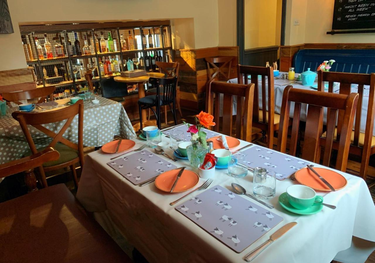 The Bay Horse, Masham Otel Dış mekan fotoğraf