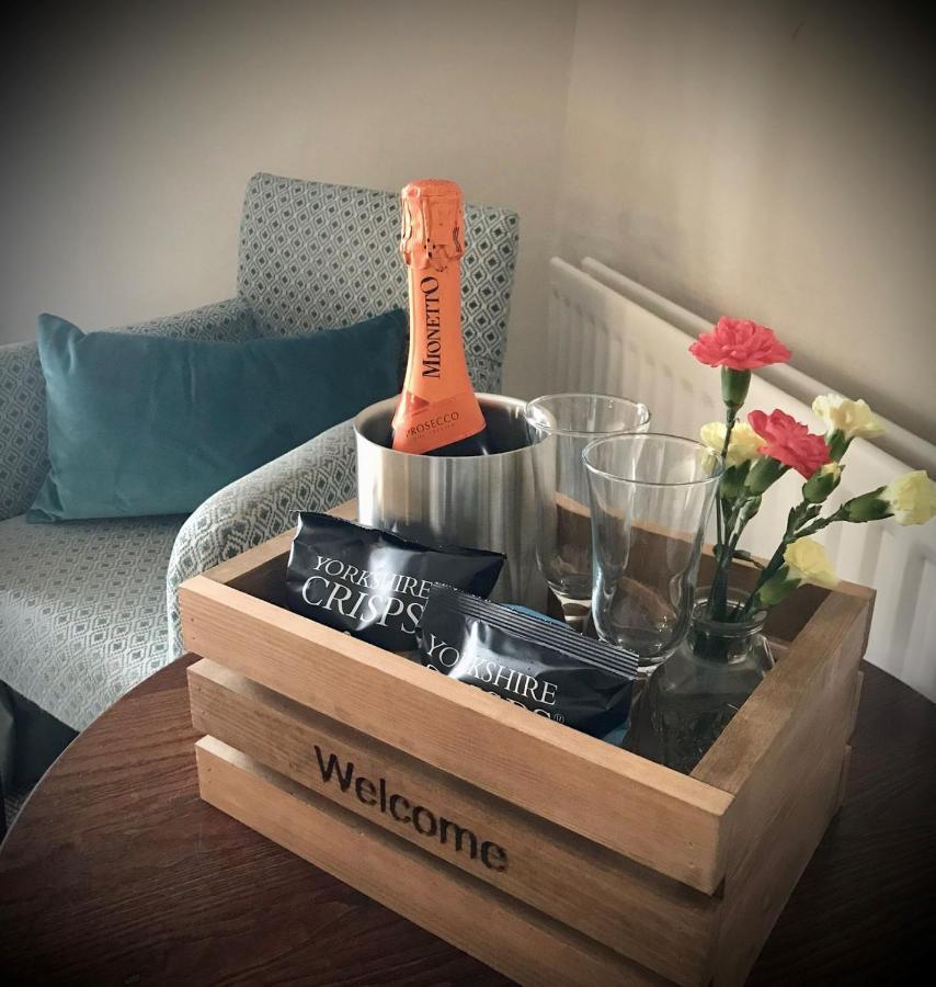 The Bay Horse, Masham Otel Dış mekan fotoğraf